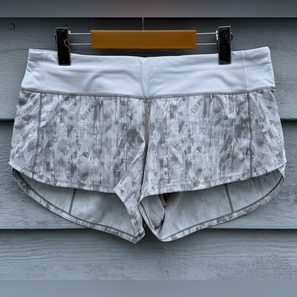 Lululemon Speed Up Short - Picture 4 of 8